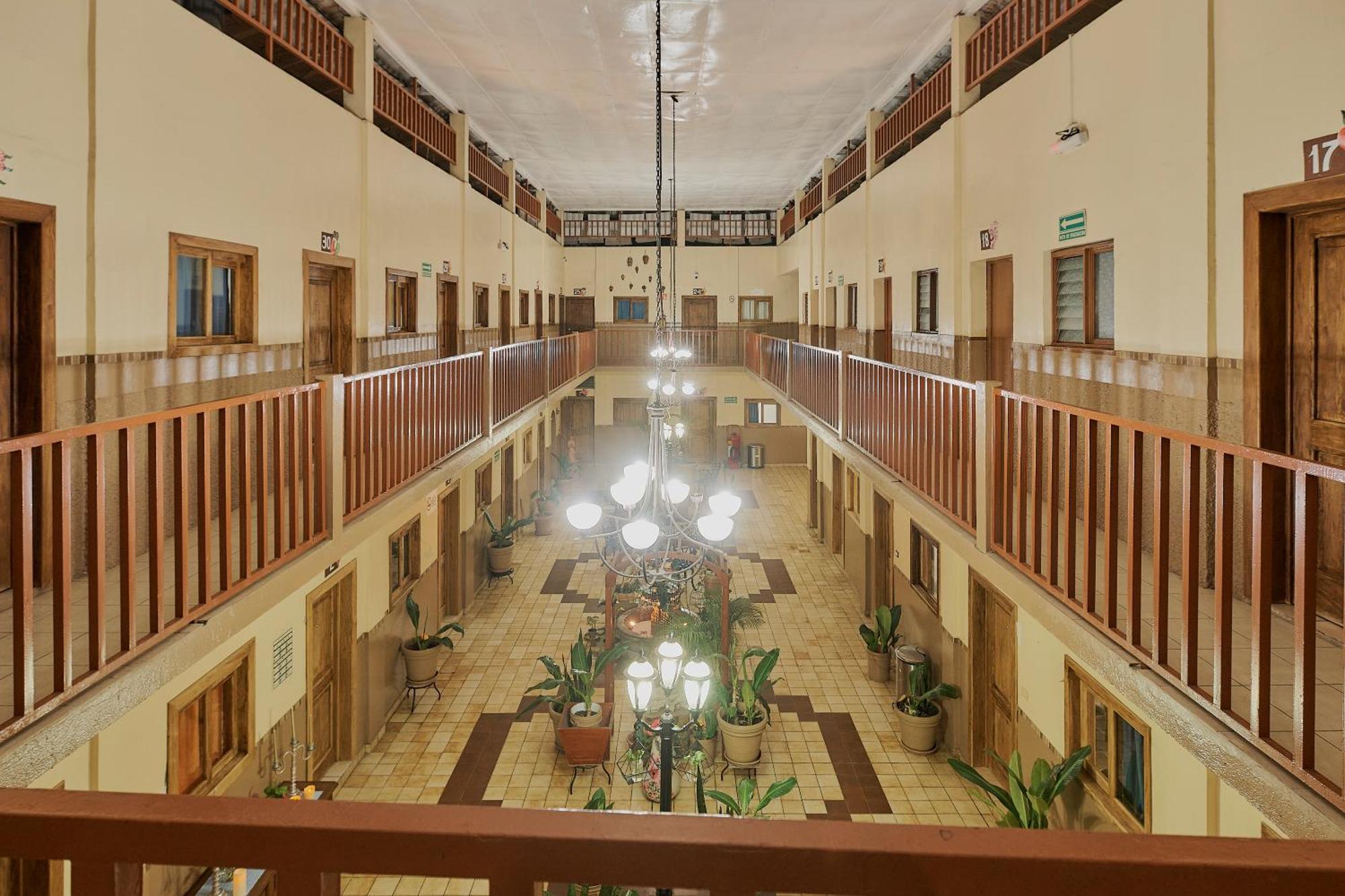 Hotel Cervantino Tapachula Exterior foto